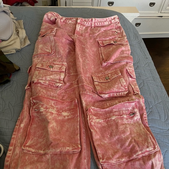 FASHIONNOVA PINK CARGOS - Picture 4 of 5